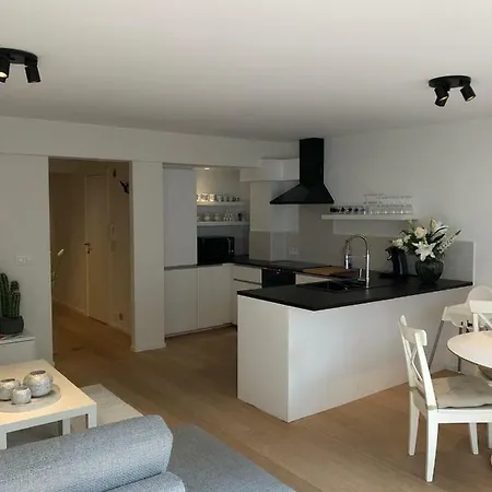 Ocean Breeze Apartament Ostenda